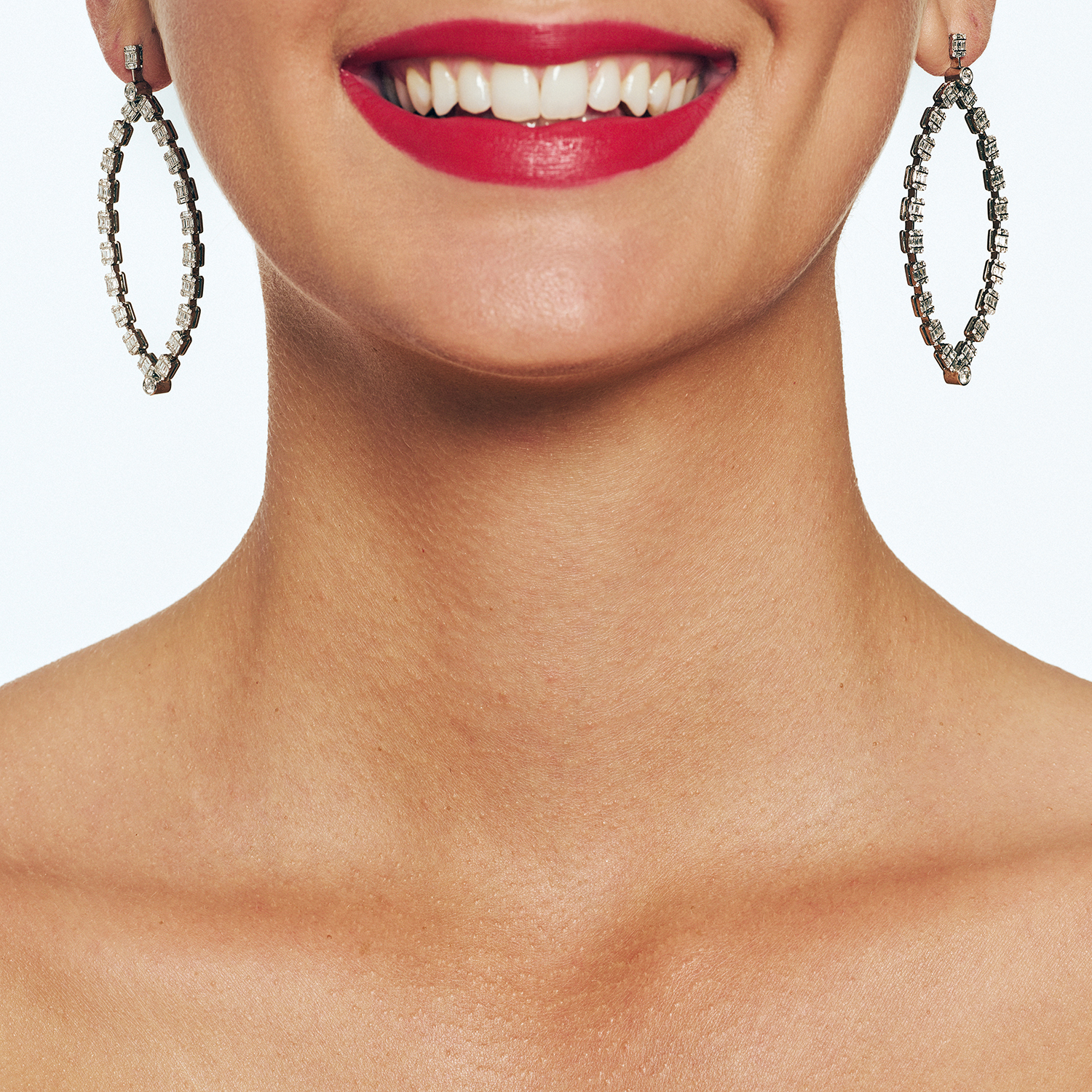 WHITE GOLD EARRINGS K18 WITH DIAMONDS