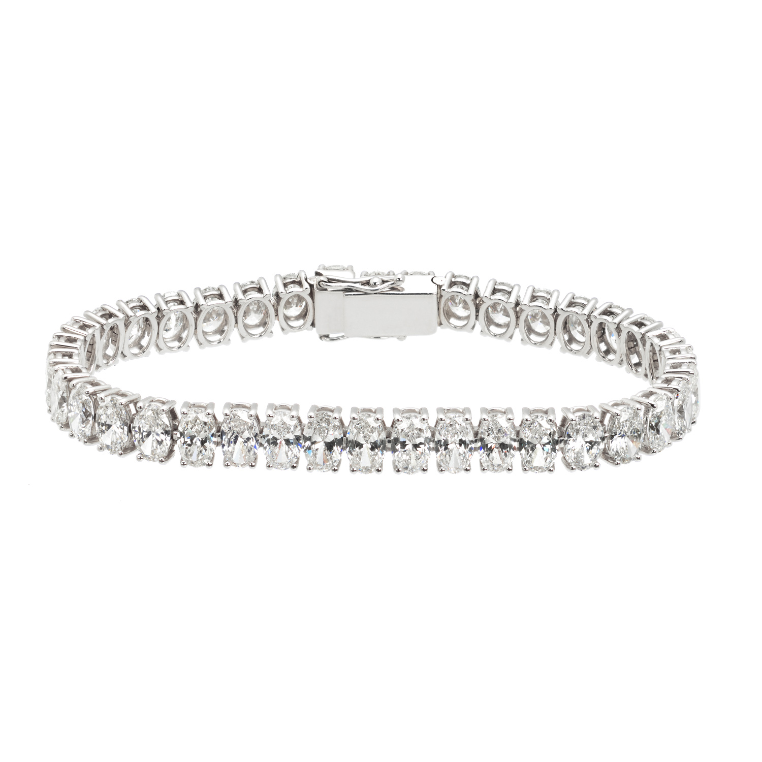 18K WHITE GOLD BRACELET WITH OVAL DIAMONDS