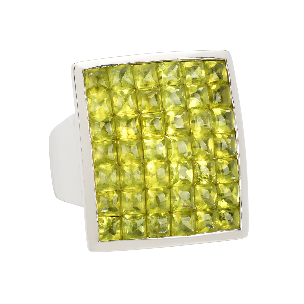 K18 WHITE GOLD RING WITH PERIDOT