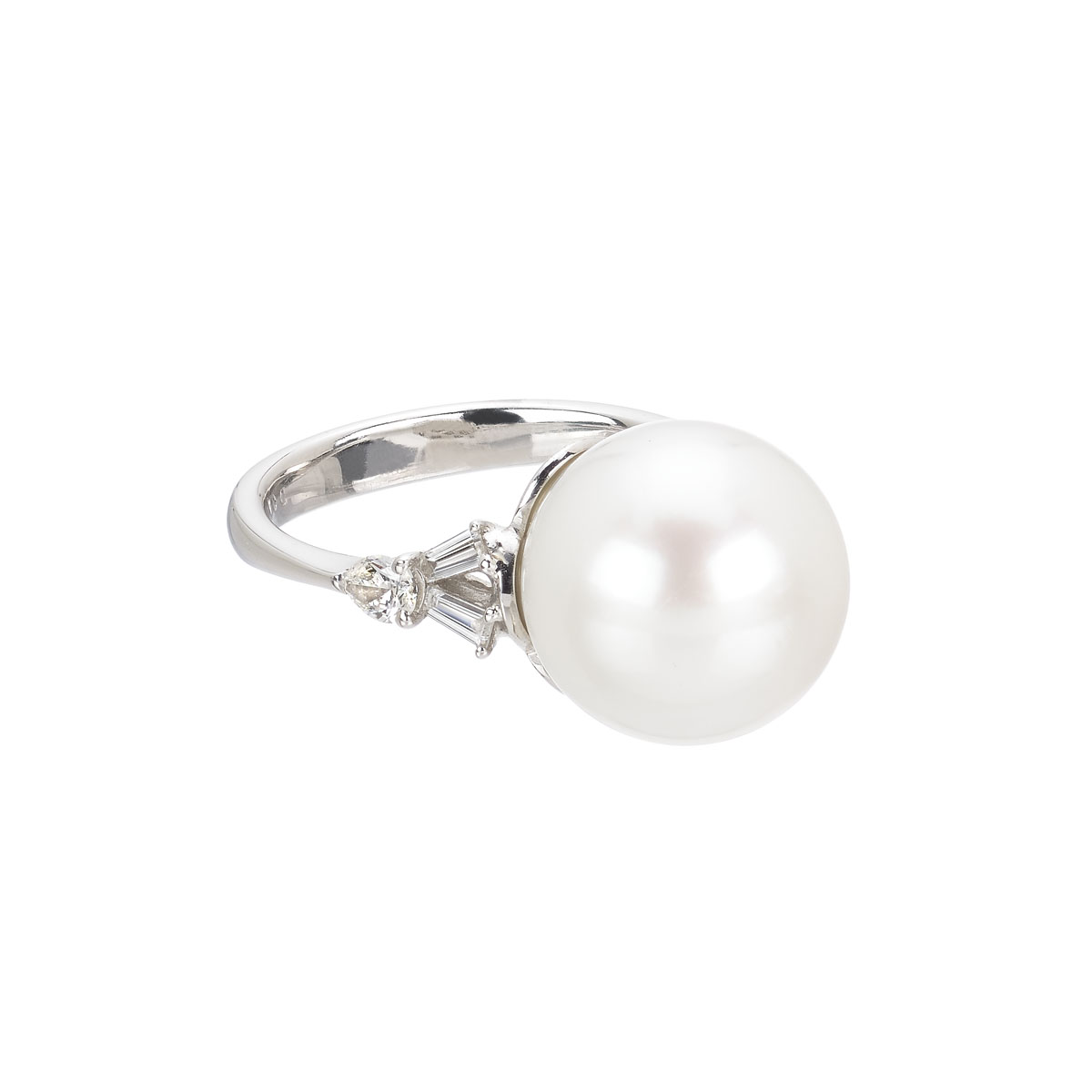 DIAMOND RING WITH PEARL 18K WHITE GOLD
