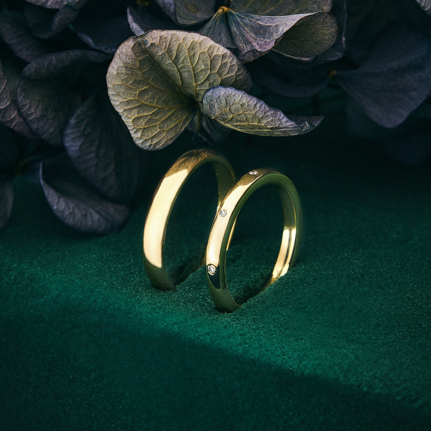 YELLOW GOLD WEDDING RING K18 WITH DIAMONDS
