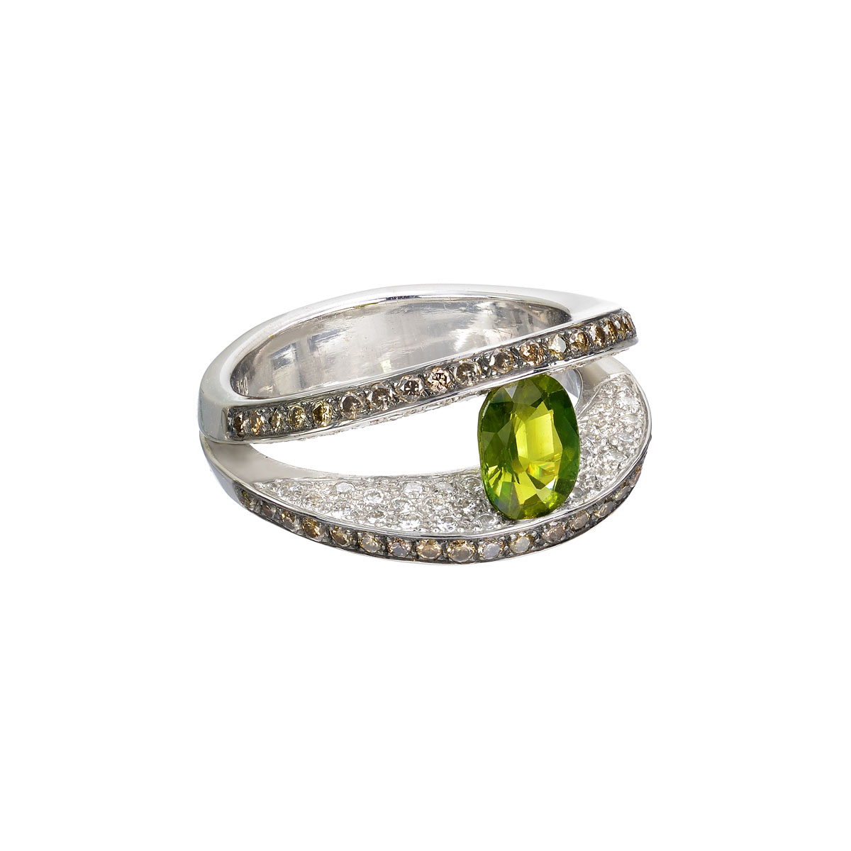 DIAMOND RING 18K WHITE GOLD
