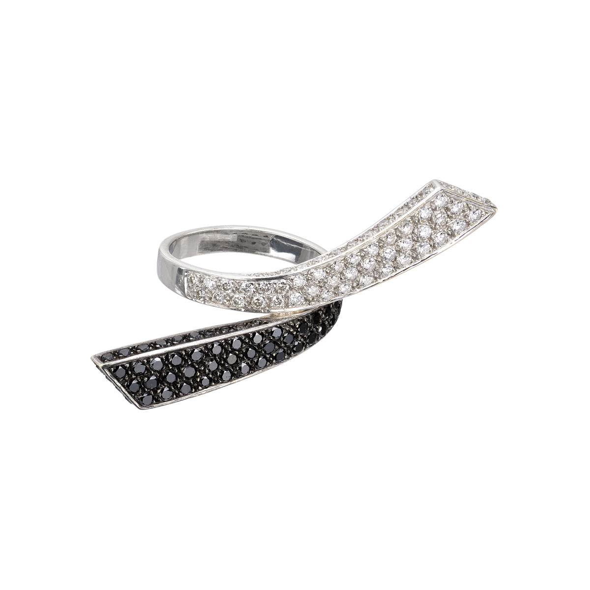 DIAMOND RING 18K WHITE GOLD