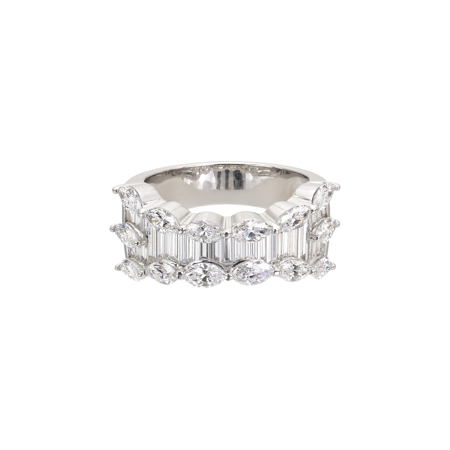 DIAMOND RING 18K WHITE GOLD