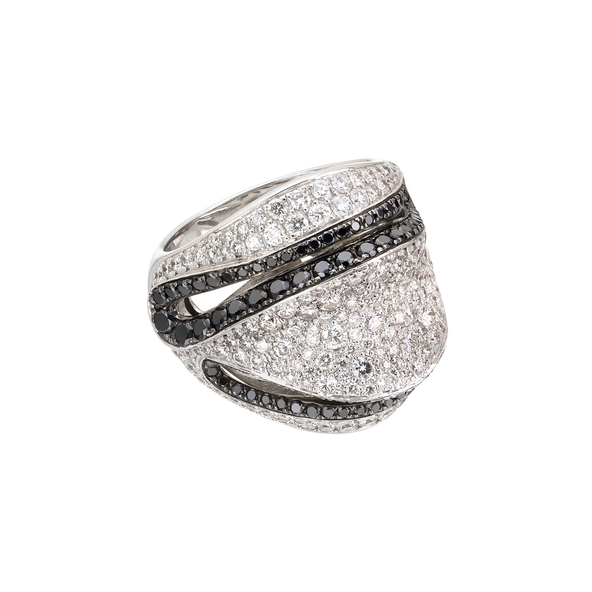 DIAMOND RING 18K WHITE GOLD
