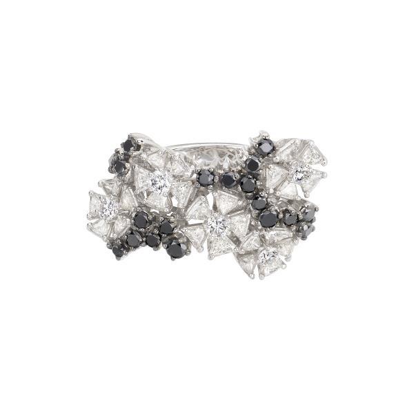 DIAMOND RING 18K WHITE GOLD