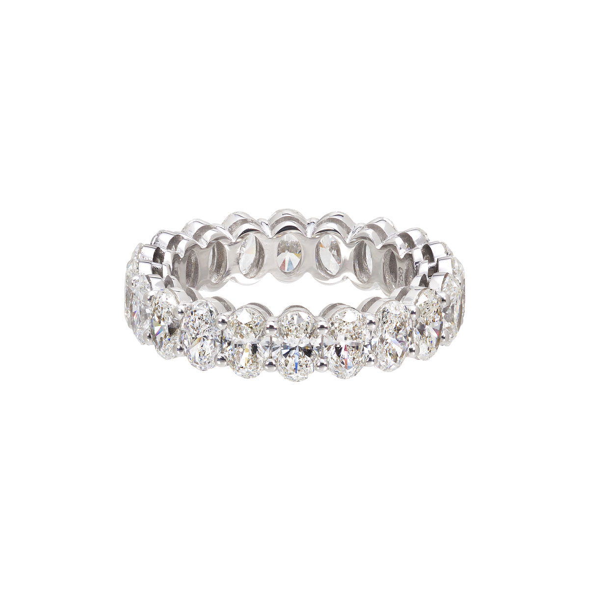 ETERNITY DIAMOND RING 18K WHITE GOLD