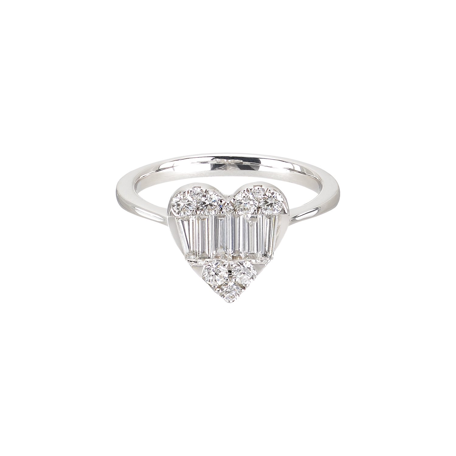 HEART DIAMOND RING 18K WHITE GOLD