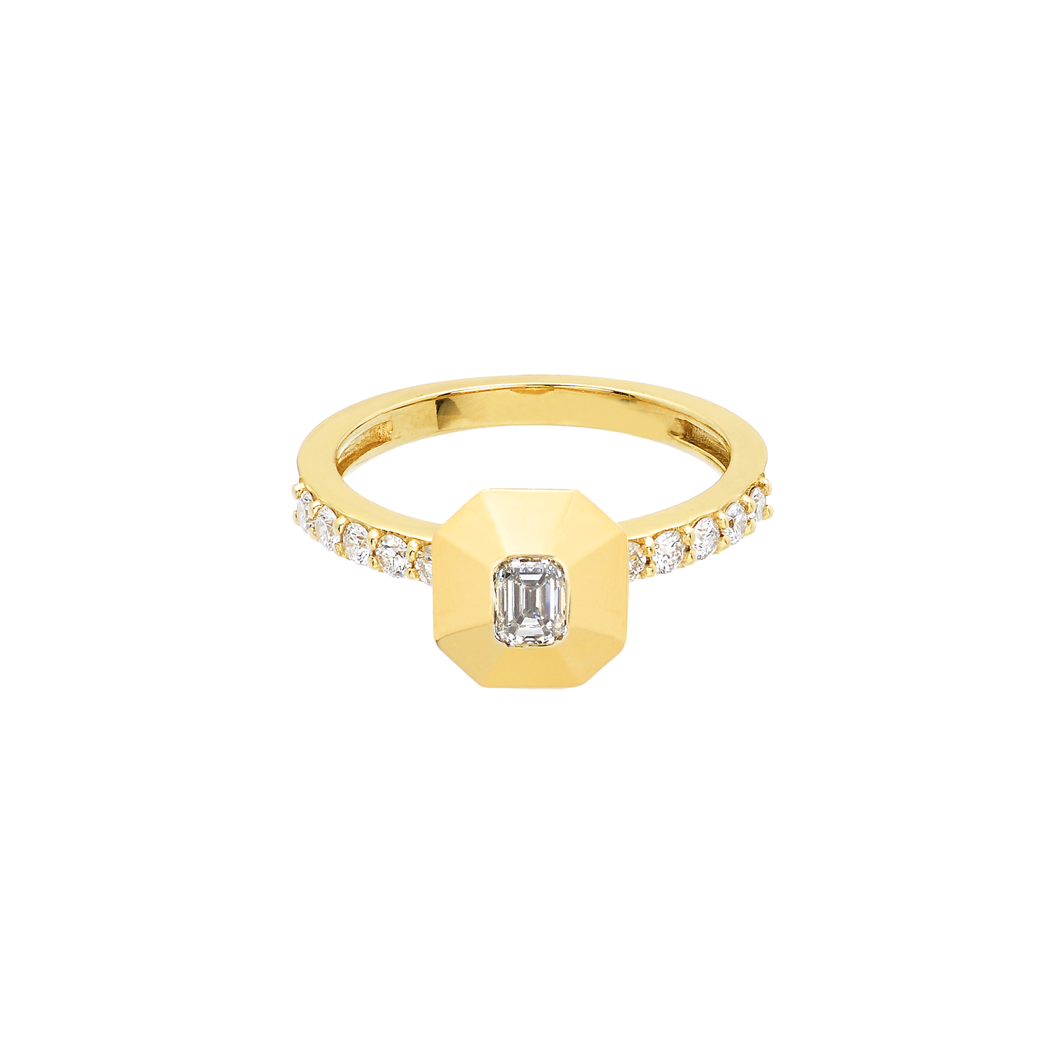 18K SOLITAIRE RING WITH BRILLIANT DIAMOND