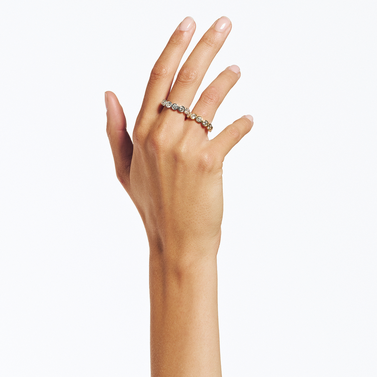 K18 GOLD RING WITH DIAMONDS