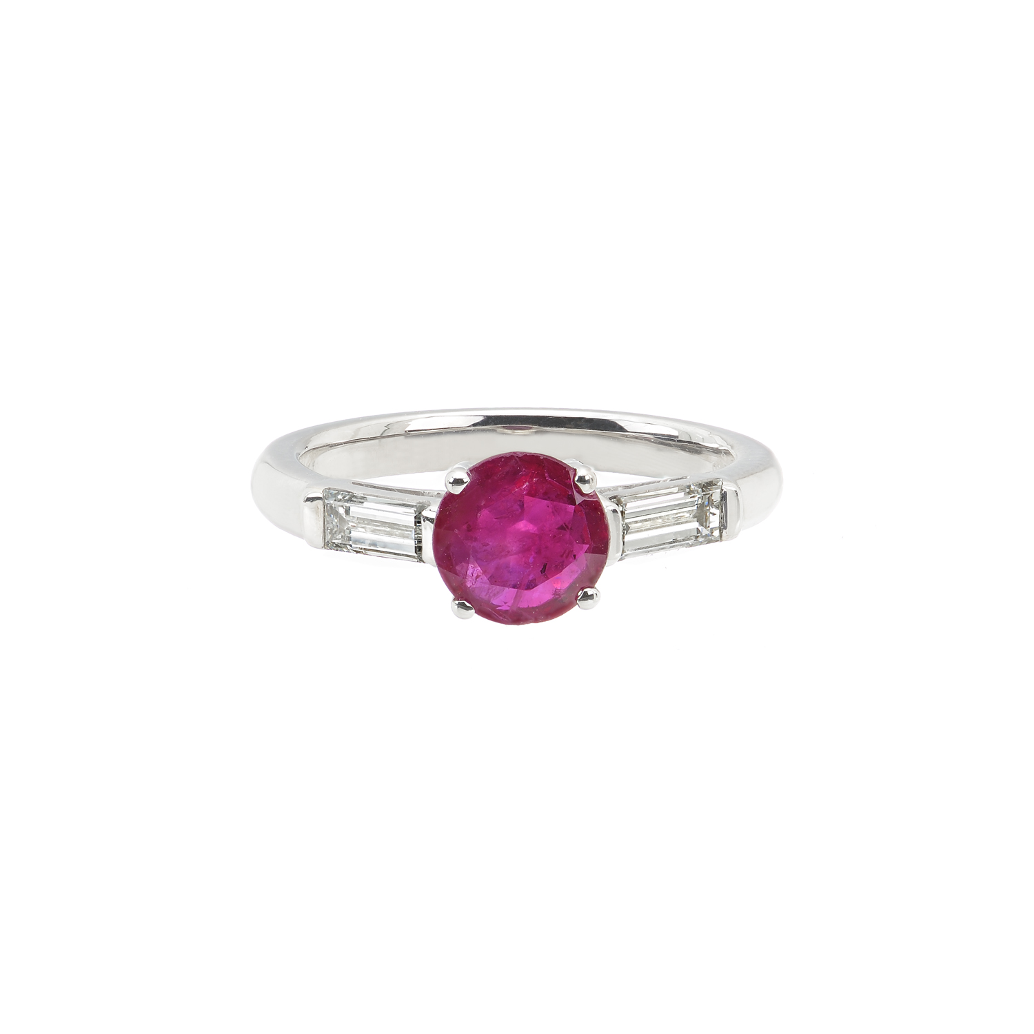 18K WHITE GOLD RING WITH RUBY AND 2 BAGUETTE DIAMONDS
