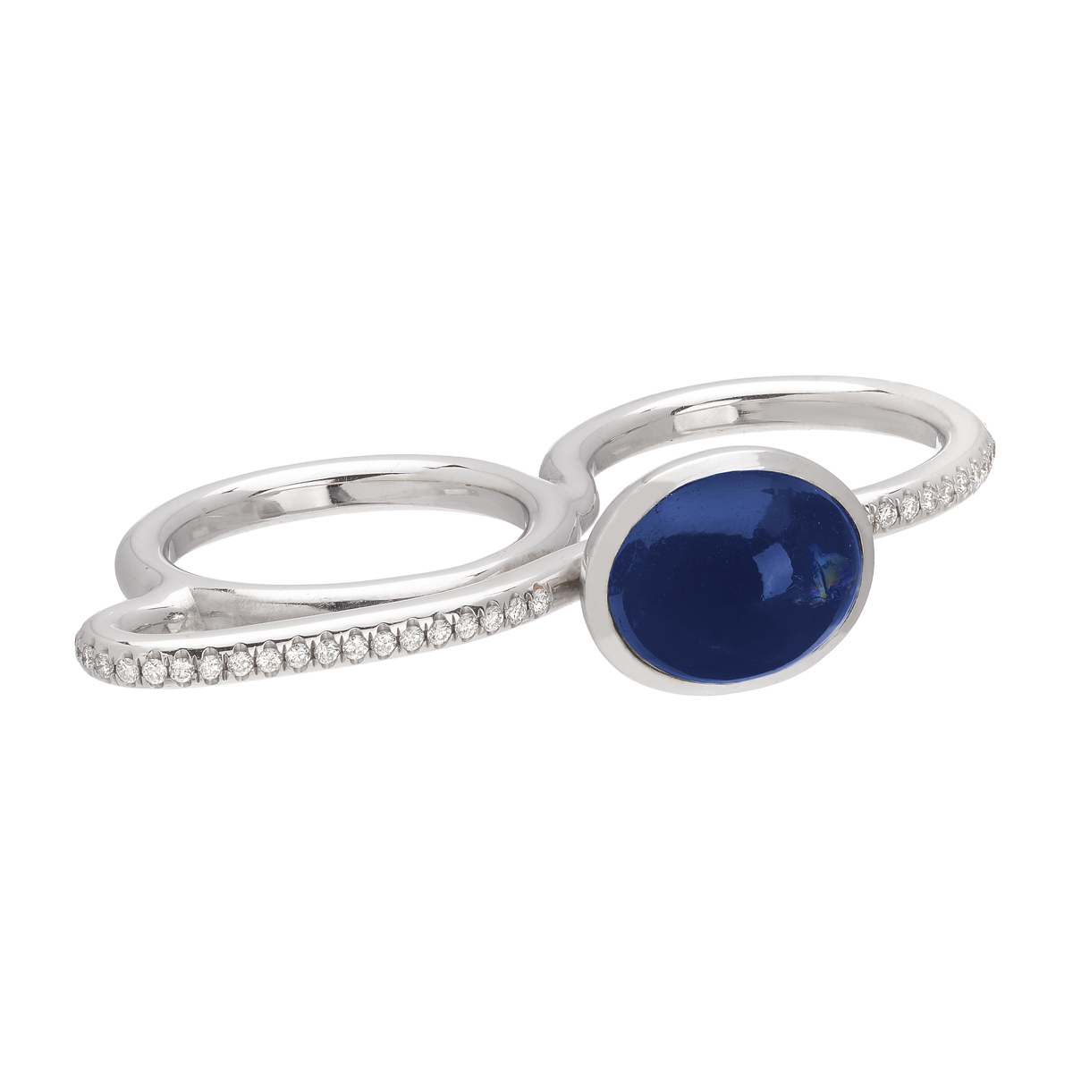 K18 WHITE GOLD DOUBLE DIAMOND RING WITH SAPPHIRE