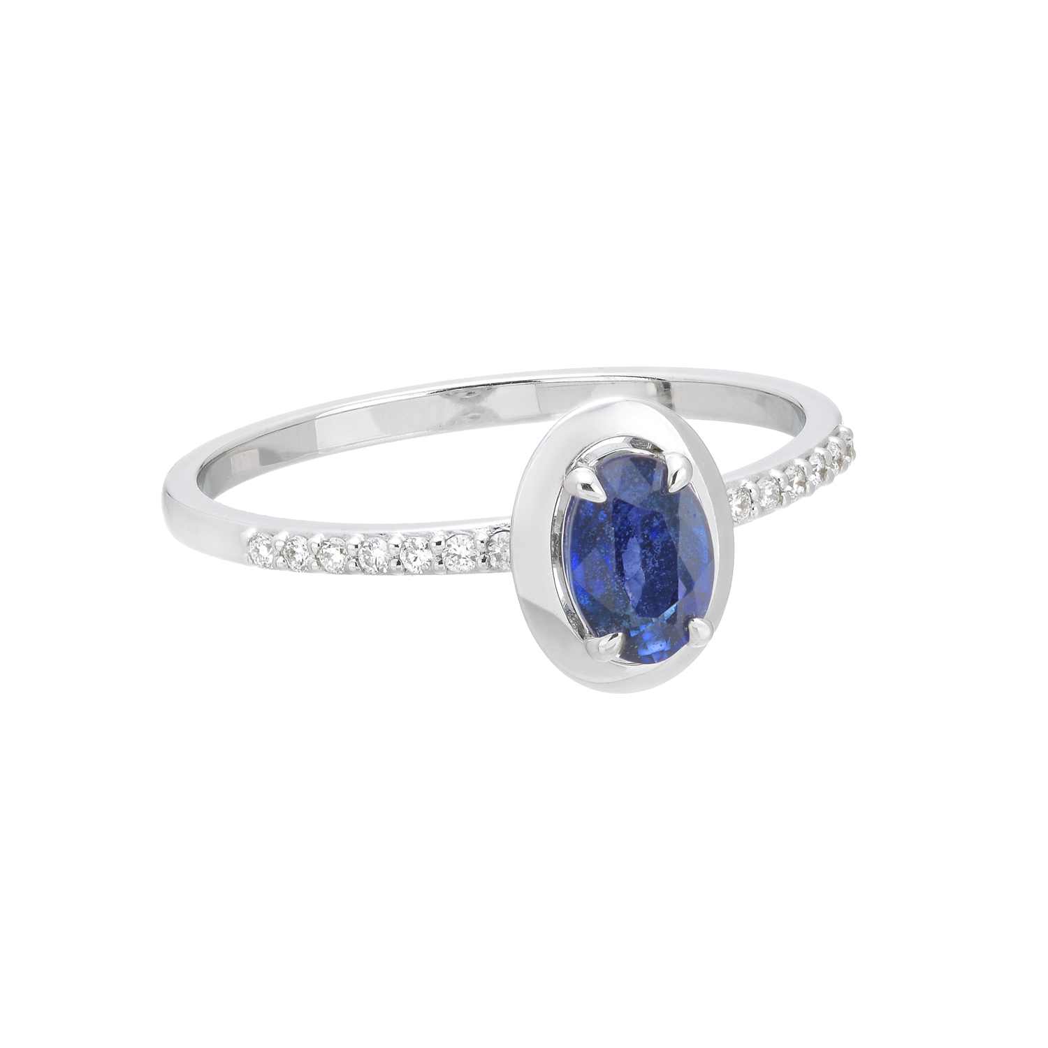 18K WHITE GOLD RING WITH SAPPHIRE AND DIAMONDS