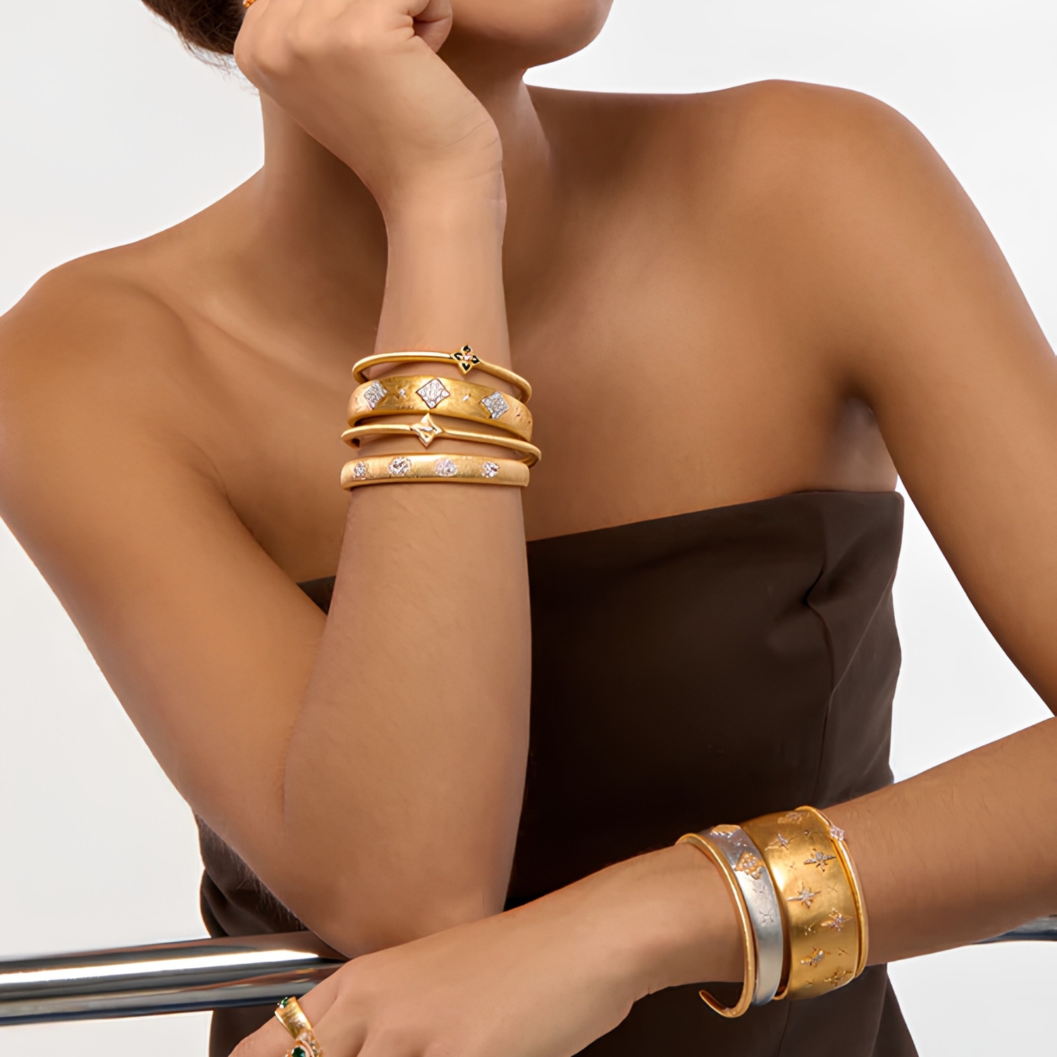 ΜΥΑ ΒΑΥ BLACK LOTUS CUFF