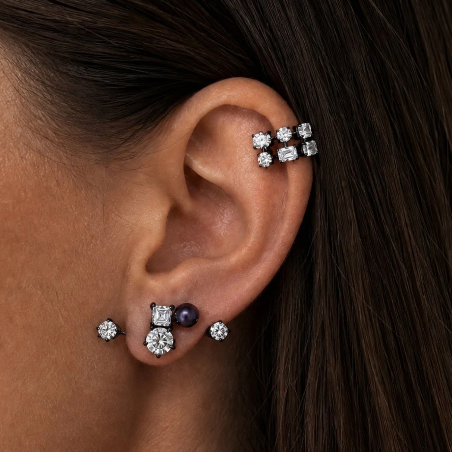 REVIVAL EAR CUFF BLACK