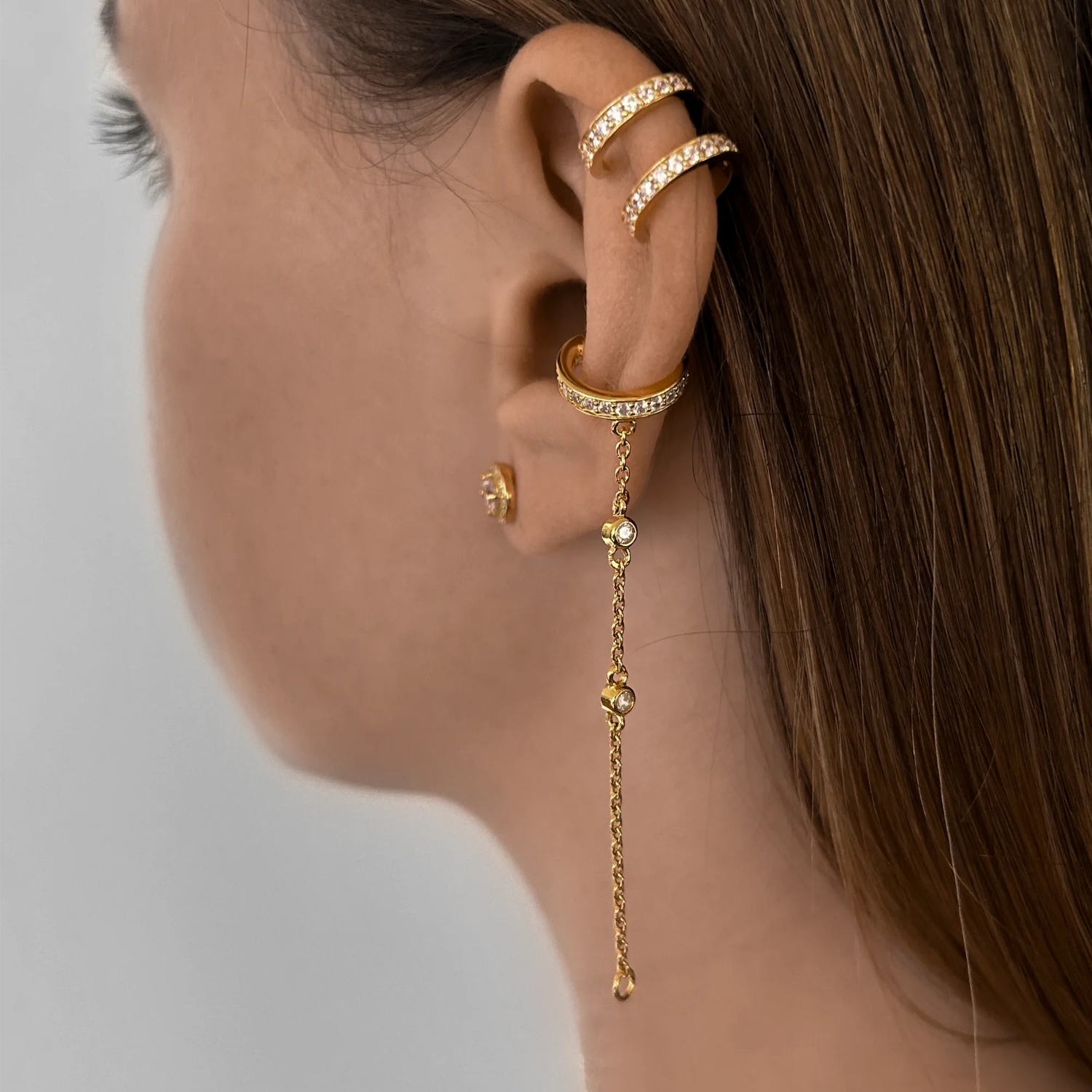 EDGE CHAIN EAR CUFF GOLD