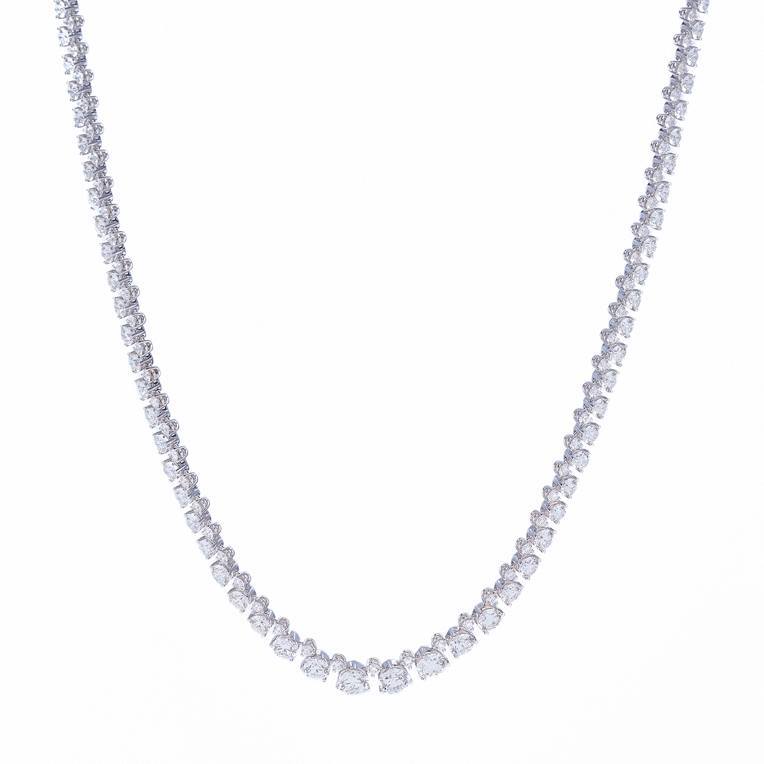 K18 WHITE GOLD NECKLACE WITH DIAMONDS