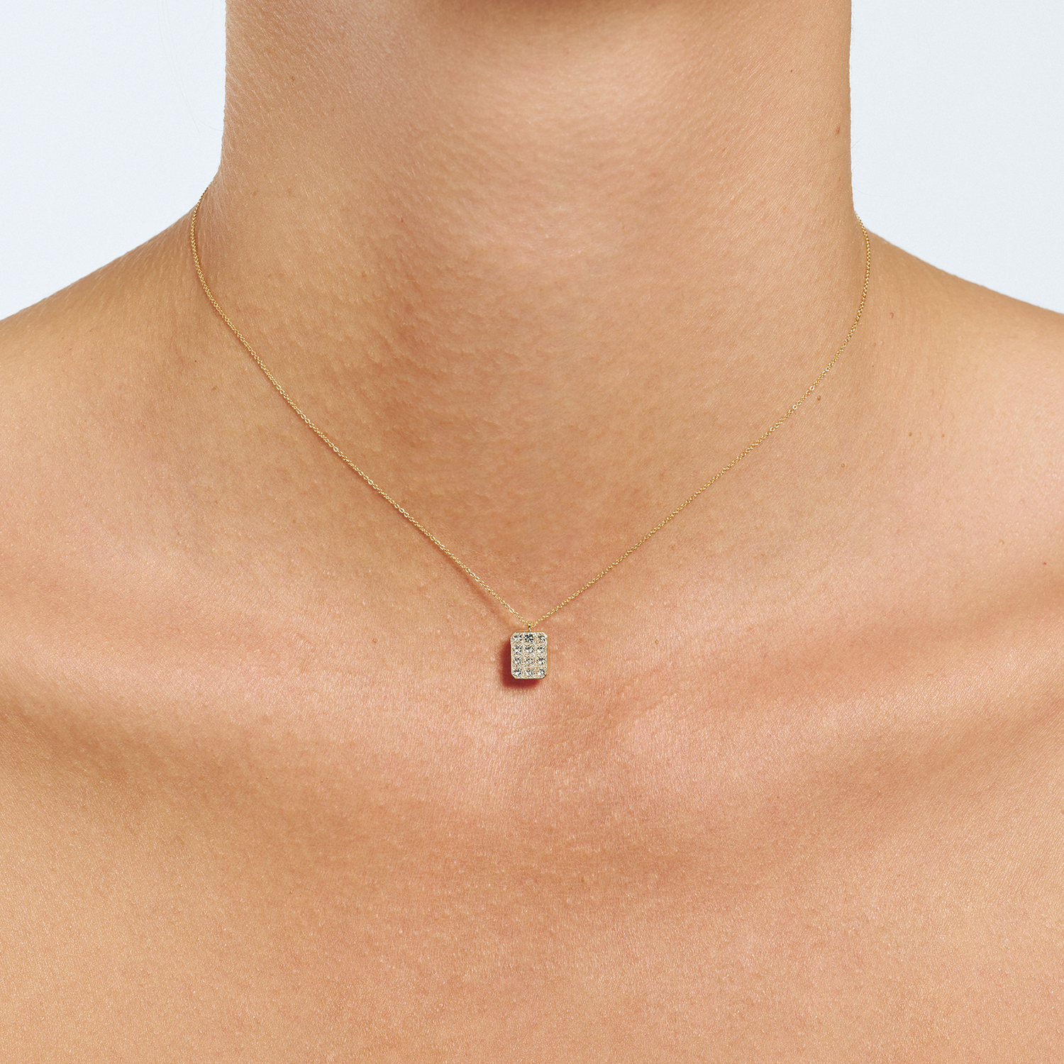 K18 GOLD NECKLACE WITH DIAMONDS