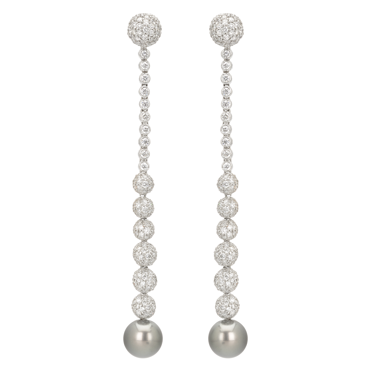 K18 WHITE GOLD DIAMOND EARRINGS WITH GRAY PEARLS
