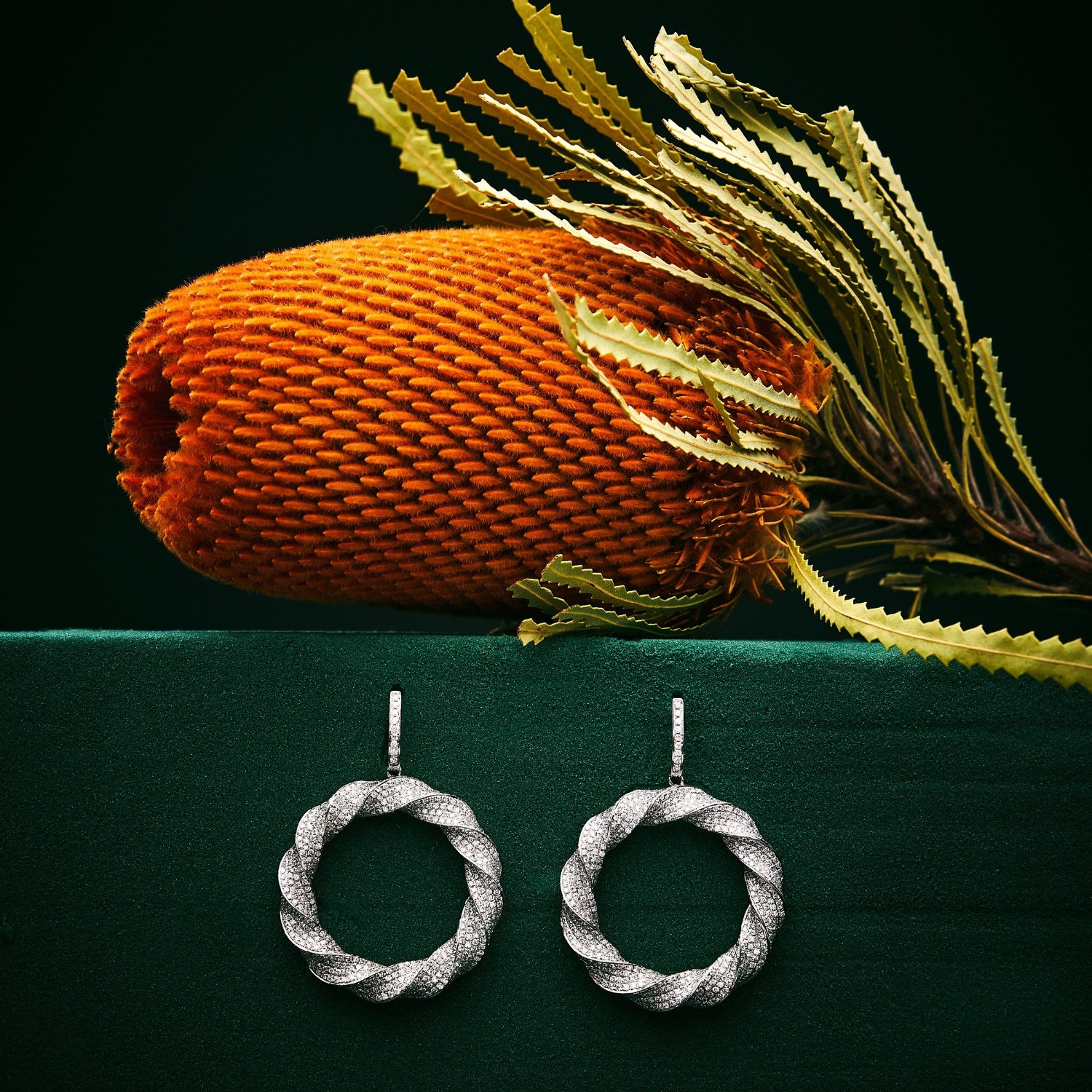 K18 WHITE GOLD DIAMOND EARRINGS
