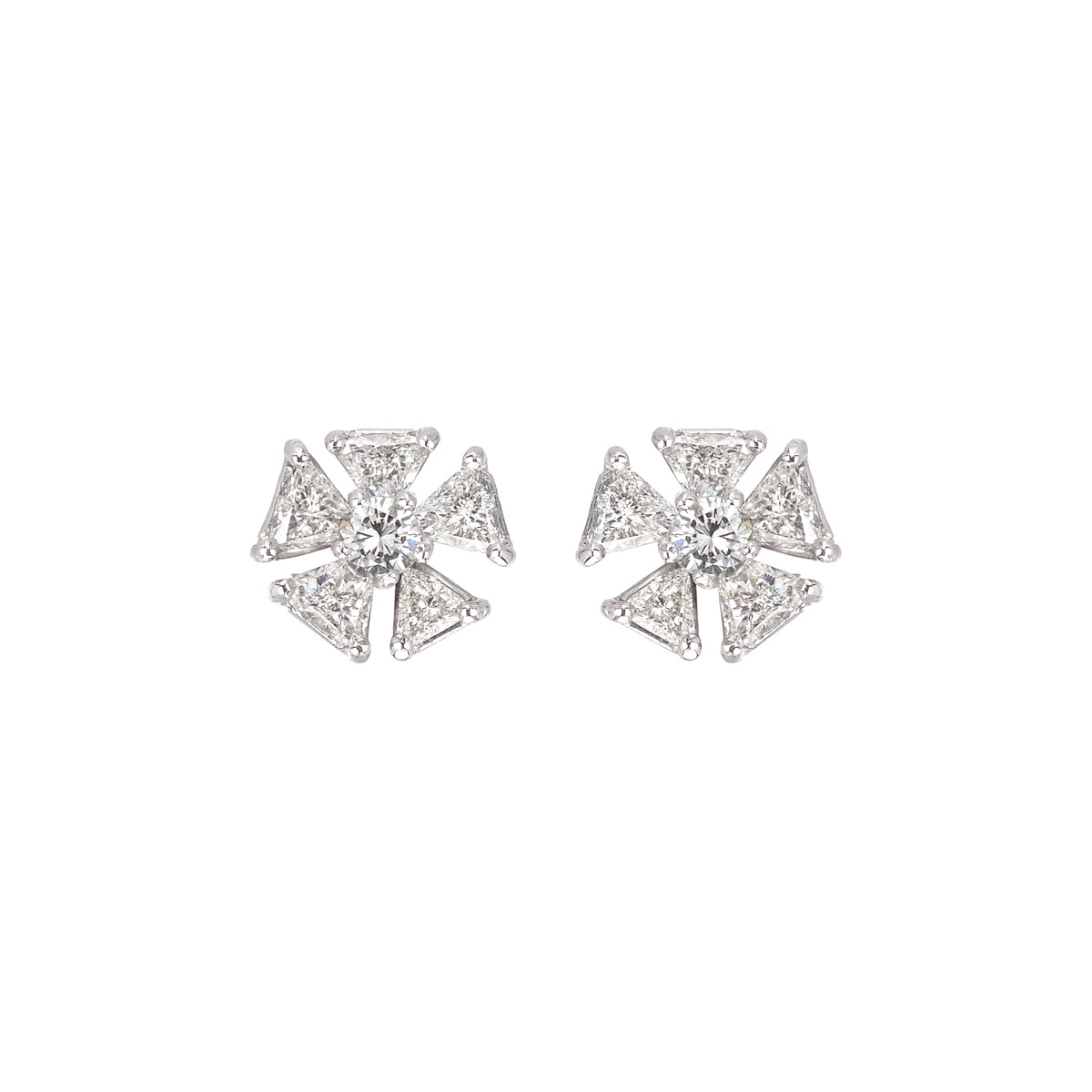 K18 WHITE GOLD DIAMOND EARRINGS