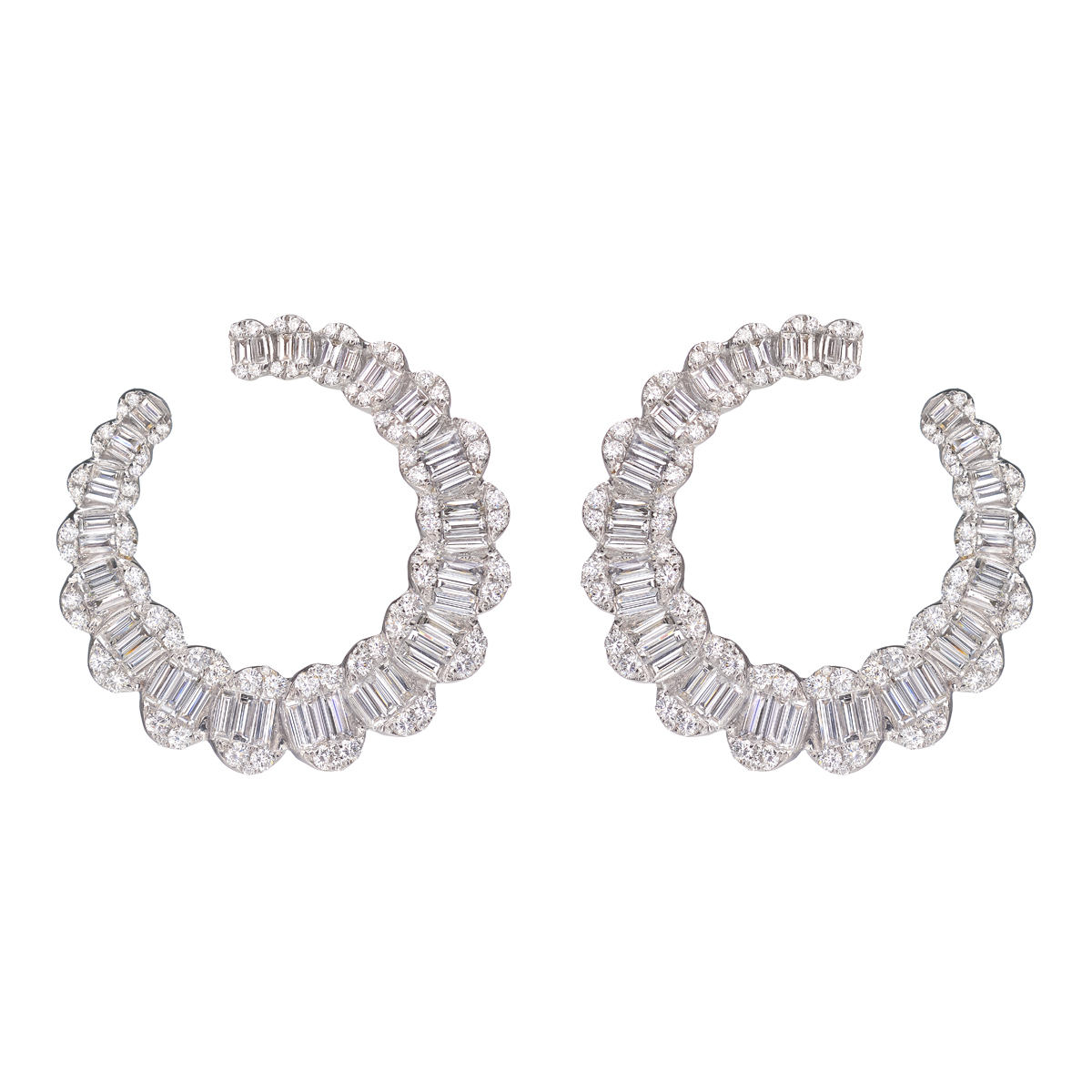 WHITE GOLD EARRINGS K18 ROUND WITH DIAMONDS