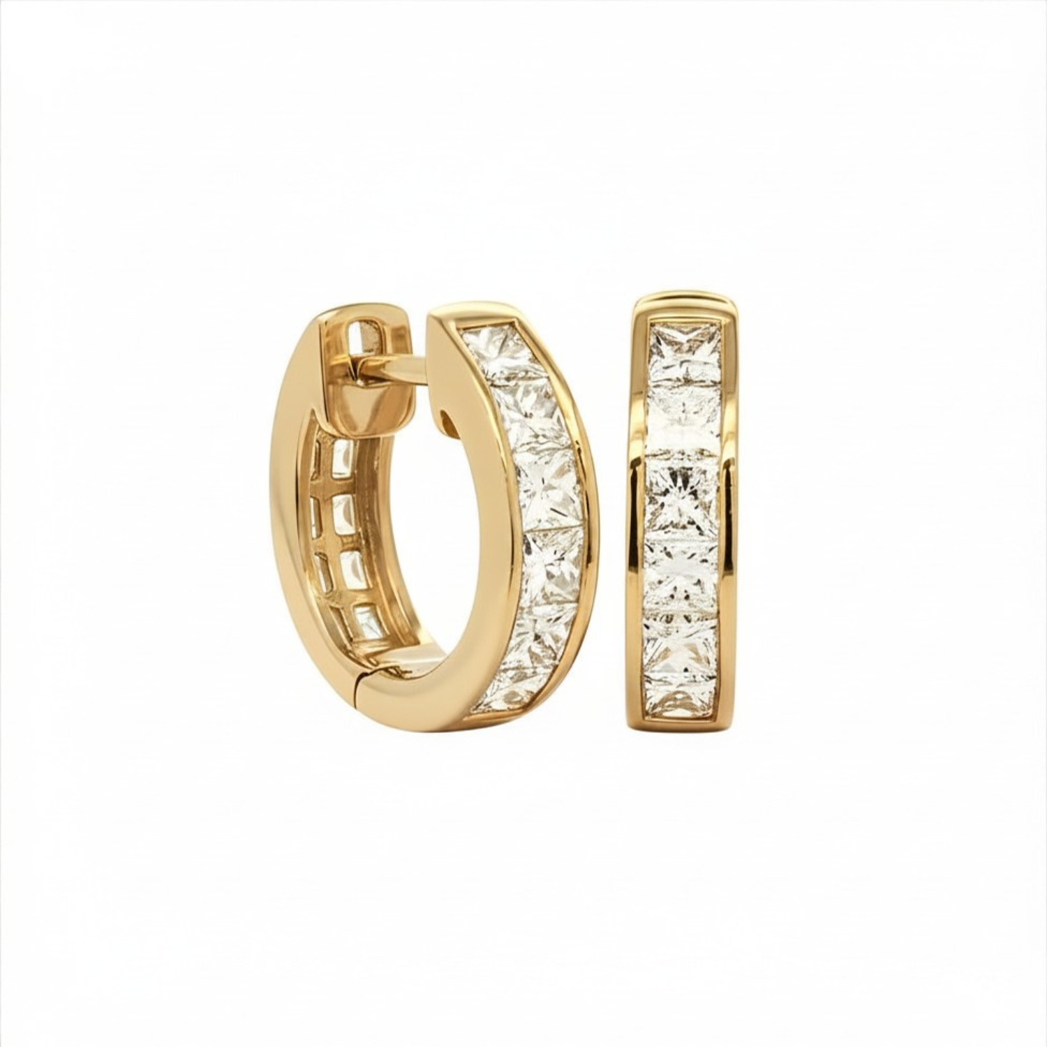 K18 GOLD EARRINGS WITH PRINCESS CUT DIAMONDS