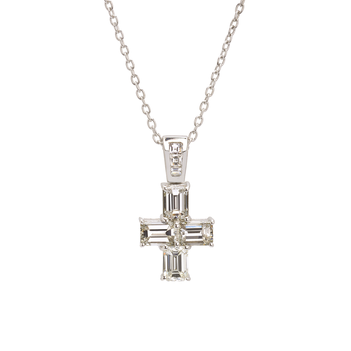 K18 WHITE GOLD CROSS WITH DIAMONDS CHAIN AND GIA