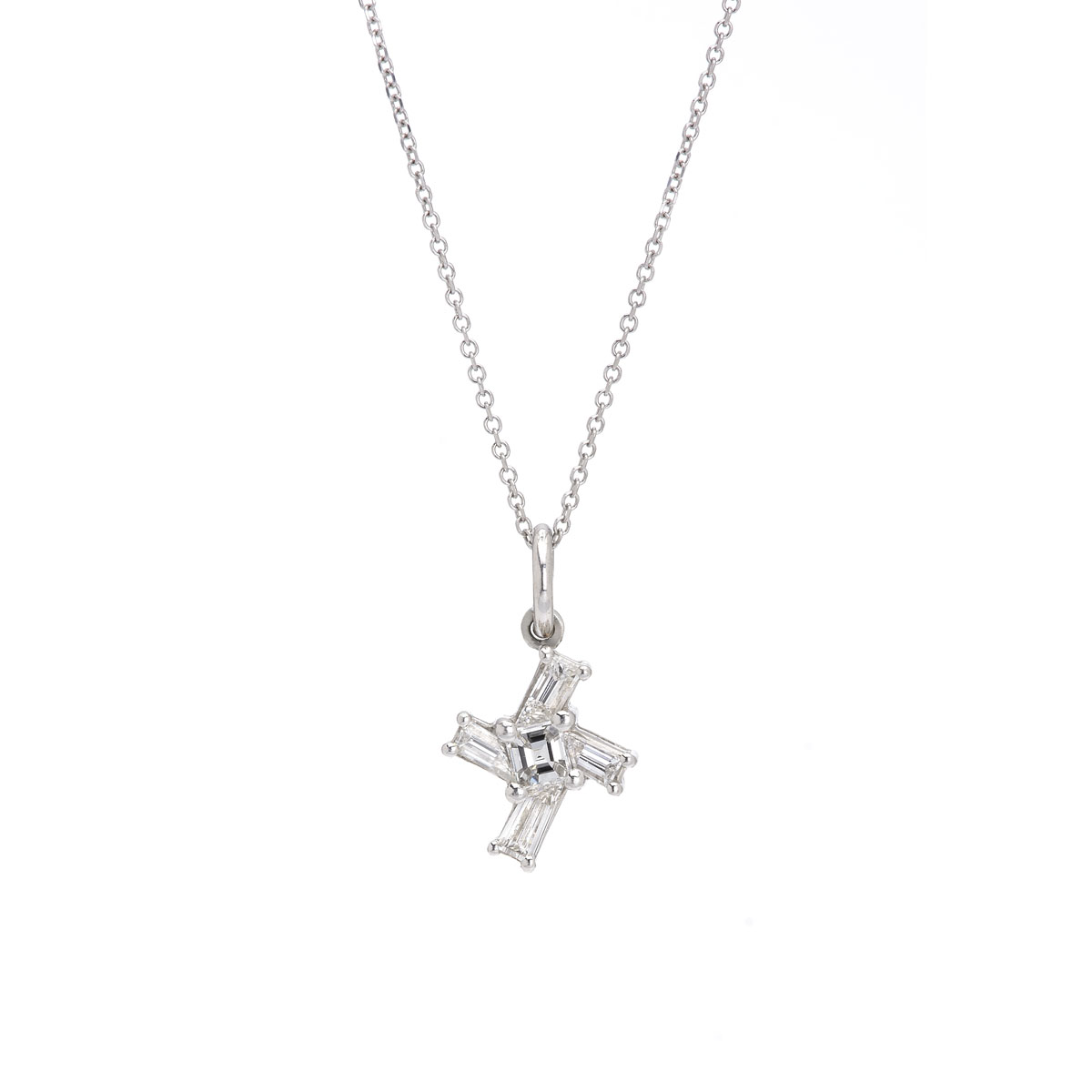 DIAMOND CROSS WITH CHAIN WHITE GOLD